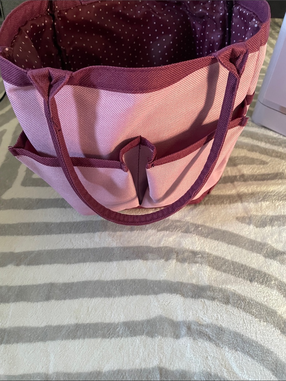 Singer Pink and Burgundy Sewing Kit Organizer with White Case - Picture 4 of 11